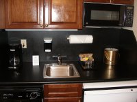manhatkitchen.jpg