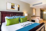 one-bedroom-suite-villa-palmar-cancun-main-bedroom-1-w1144h640.jpg