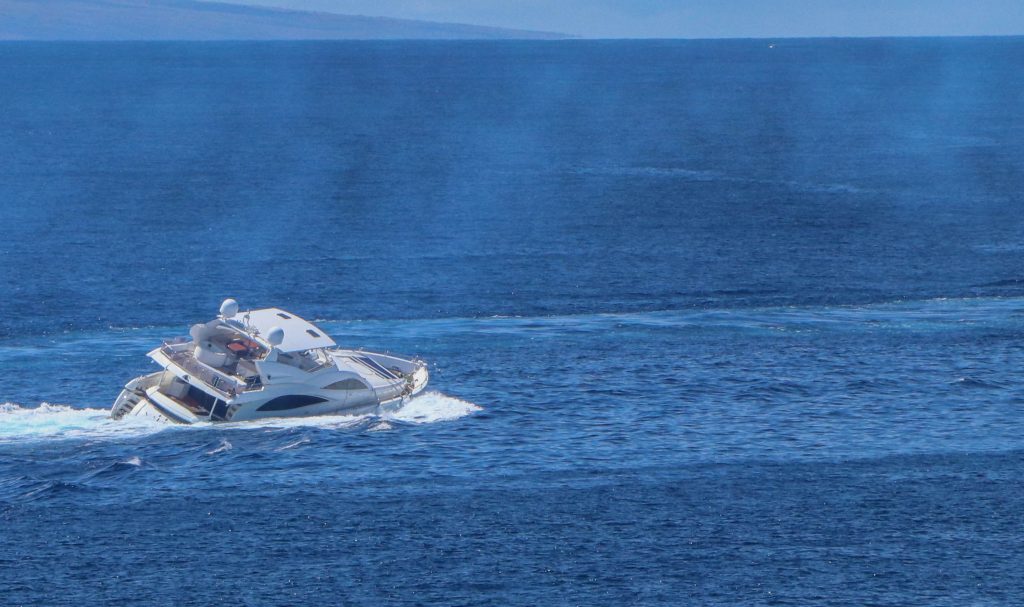 Maui officials: Luxury yacht that ran aground at marine sanctuary