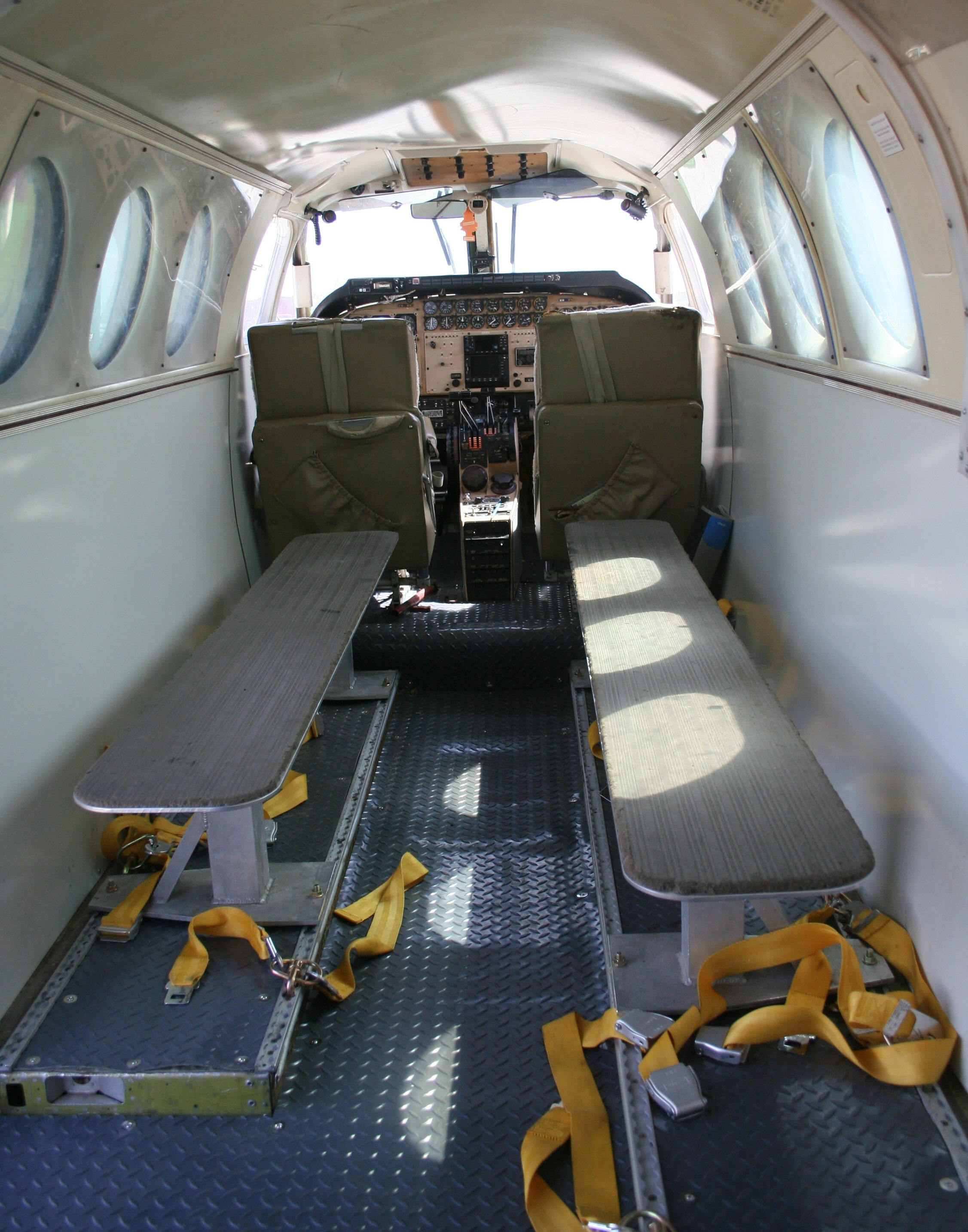 Super-King-Air-Interior.jpg